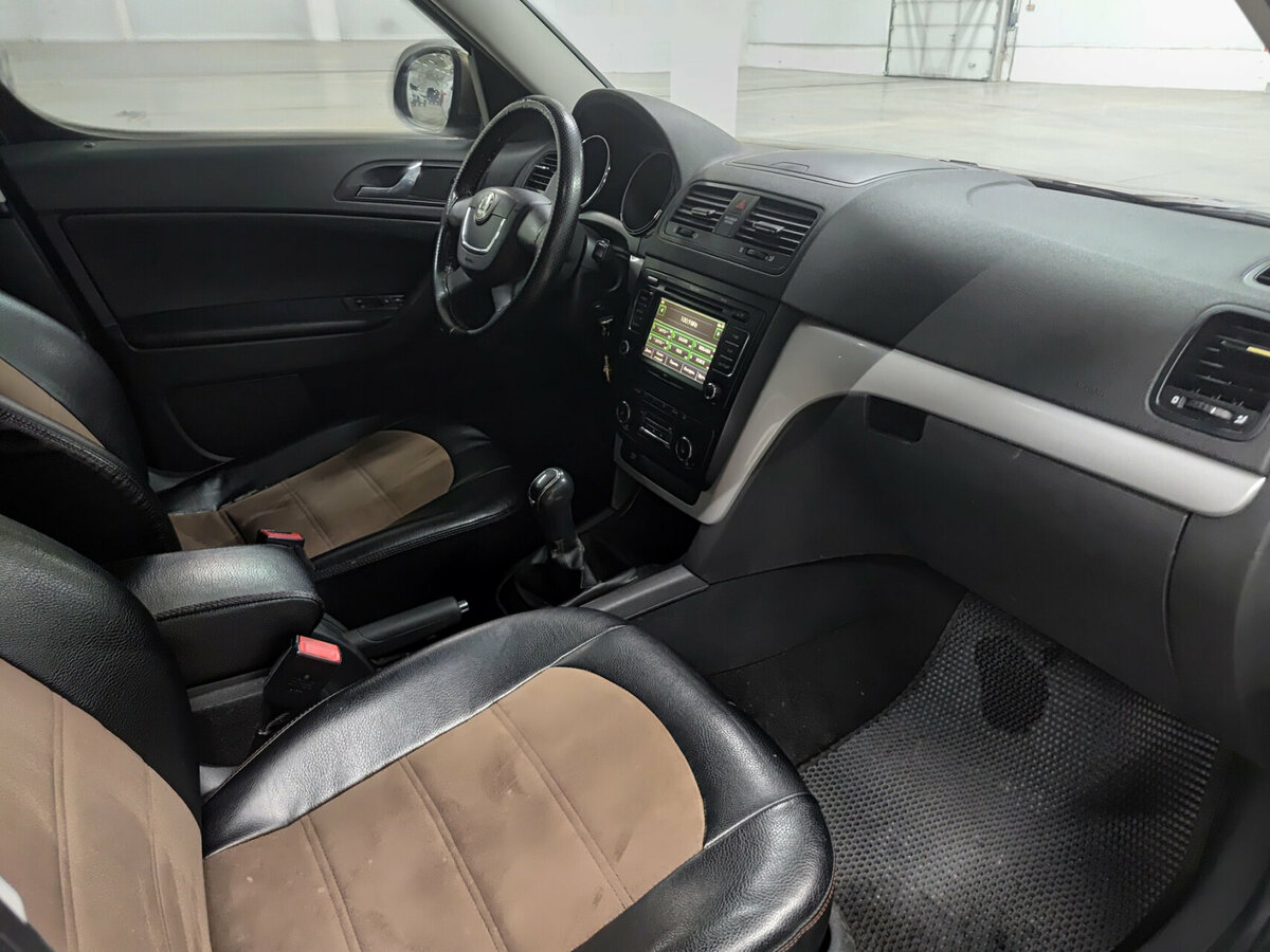 Купить Шкода Йети, 2012, 228 335 км.. Фото: #10