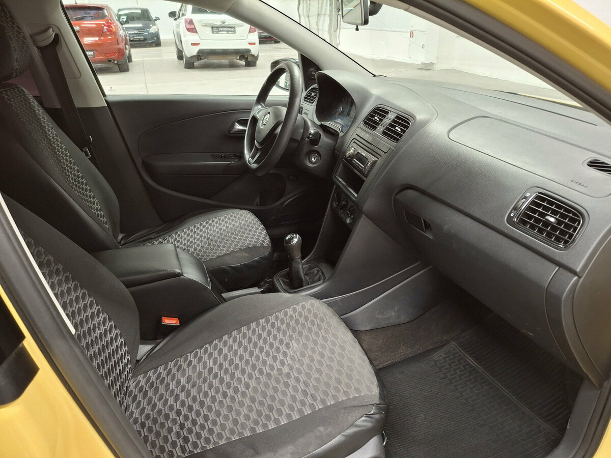 Купить Фольксваген Поло, 2017, 100 125 км.. Фото: #10