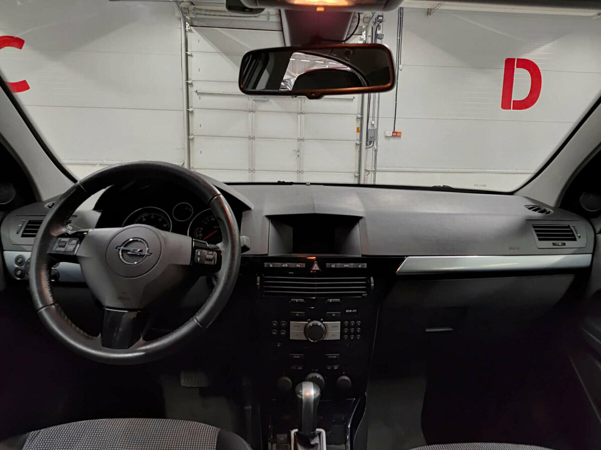 Купить Опель Астра, 2012, 176 000 км.. Фото: #13